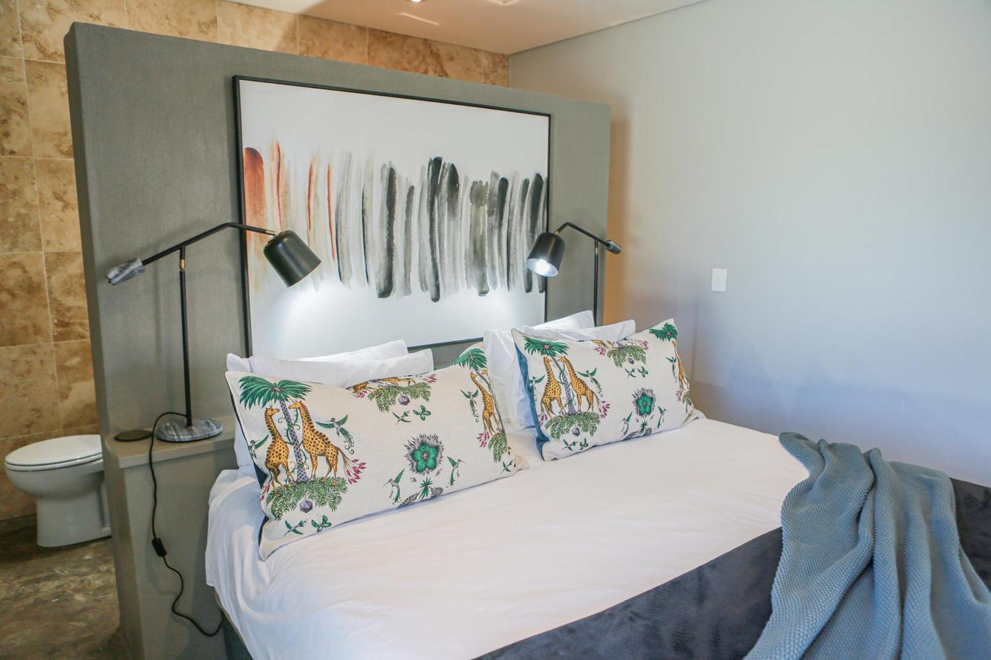 Suite 9 The Village Windhoek Extérieur photo