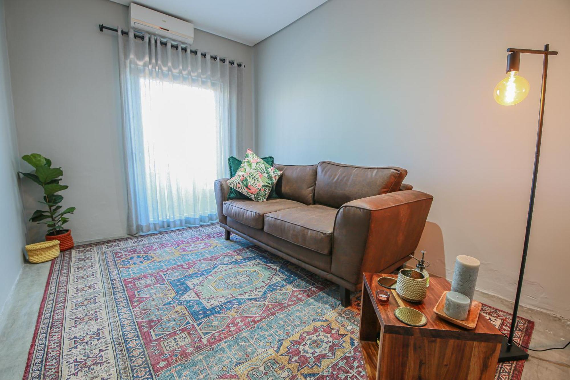 Suite 9 The Village Windhoek Extérieur photo